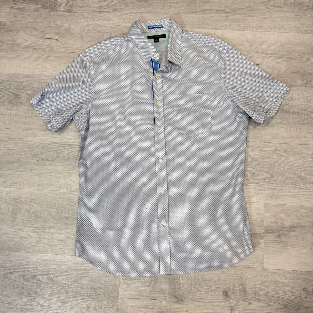 Banana Republic Light Blue Geometric Button Down Shirt Size M - Picture 9 of 17